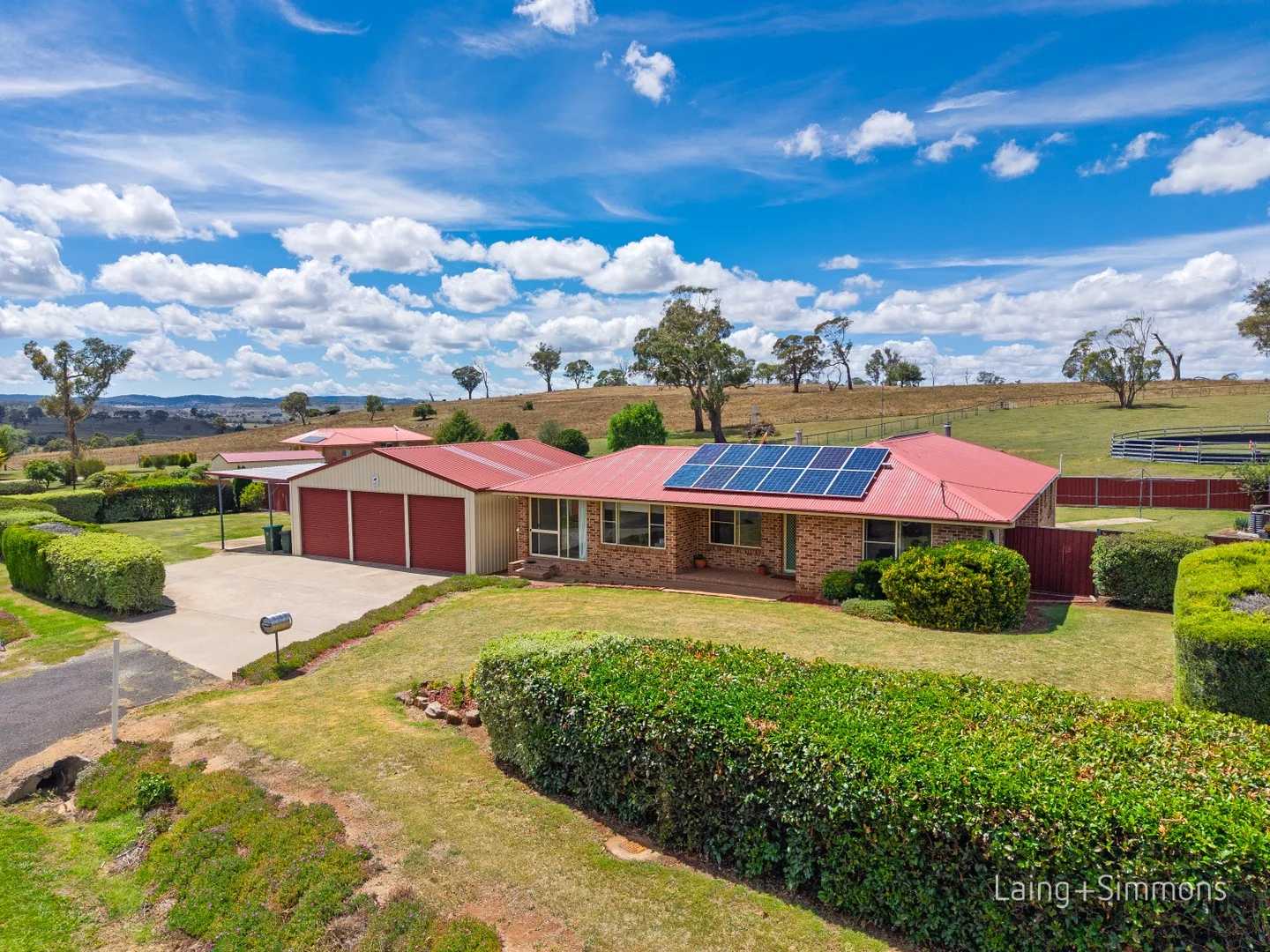 7421 Guyra Road, Guyra NSW 2365