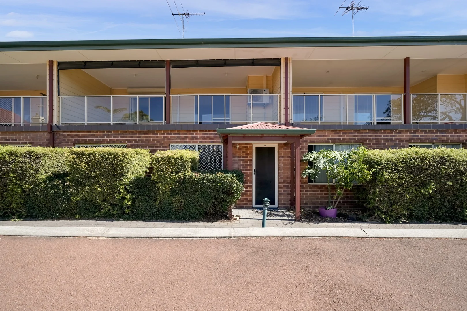 7/4 Walter Street, Gosnells WA 6110