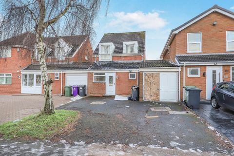 Park Hall Road, Penn, Wolverhampton WV4