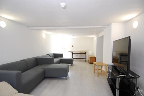 Lipson Road, Plymouth PL4