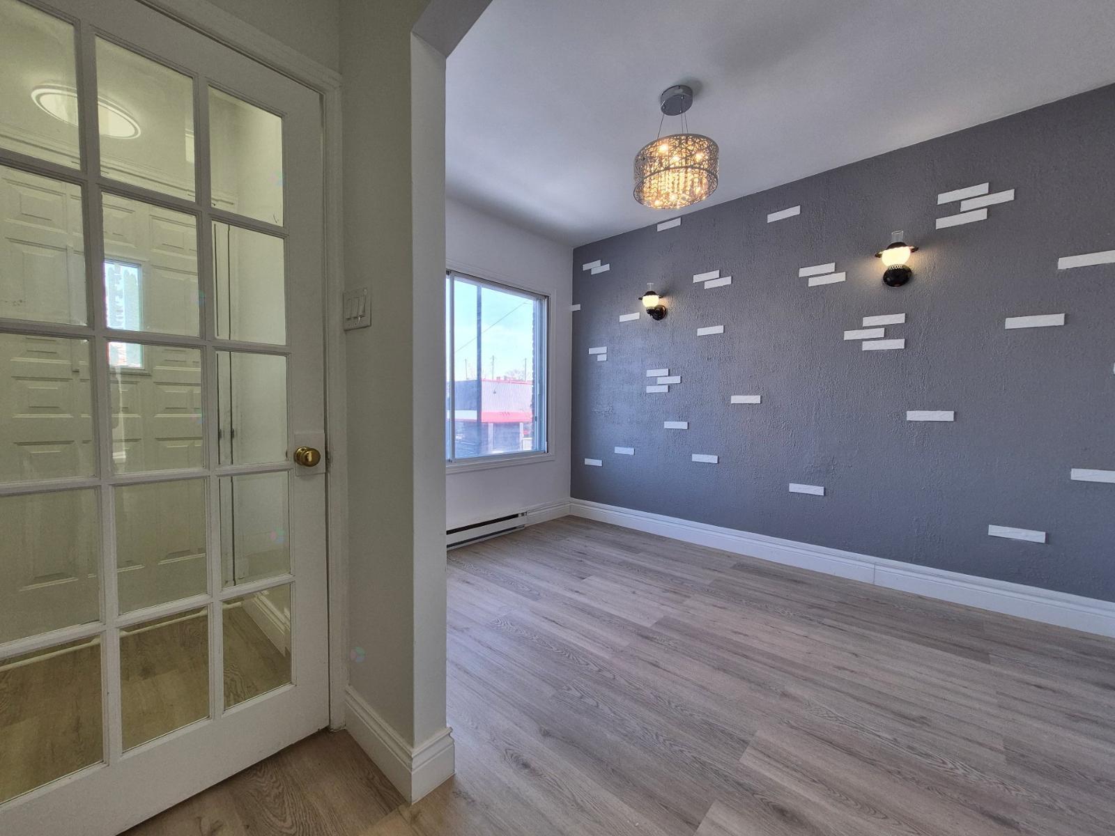 2902 Rue Allard