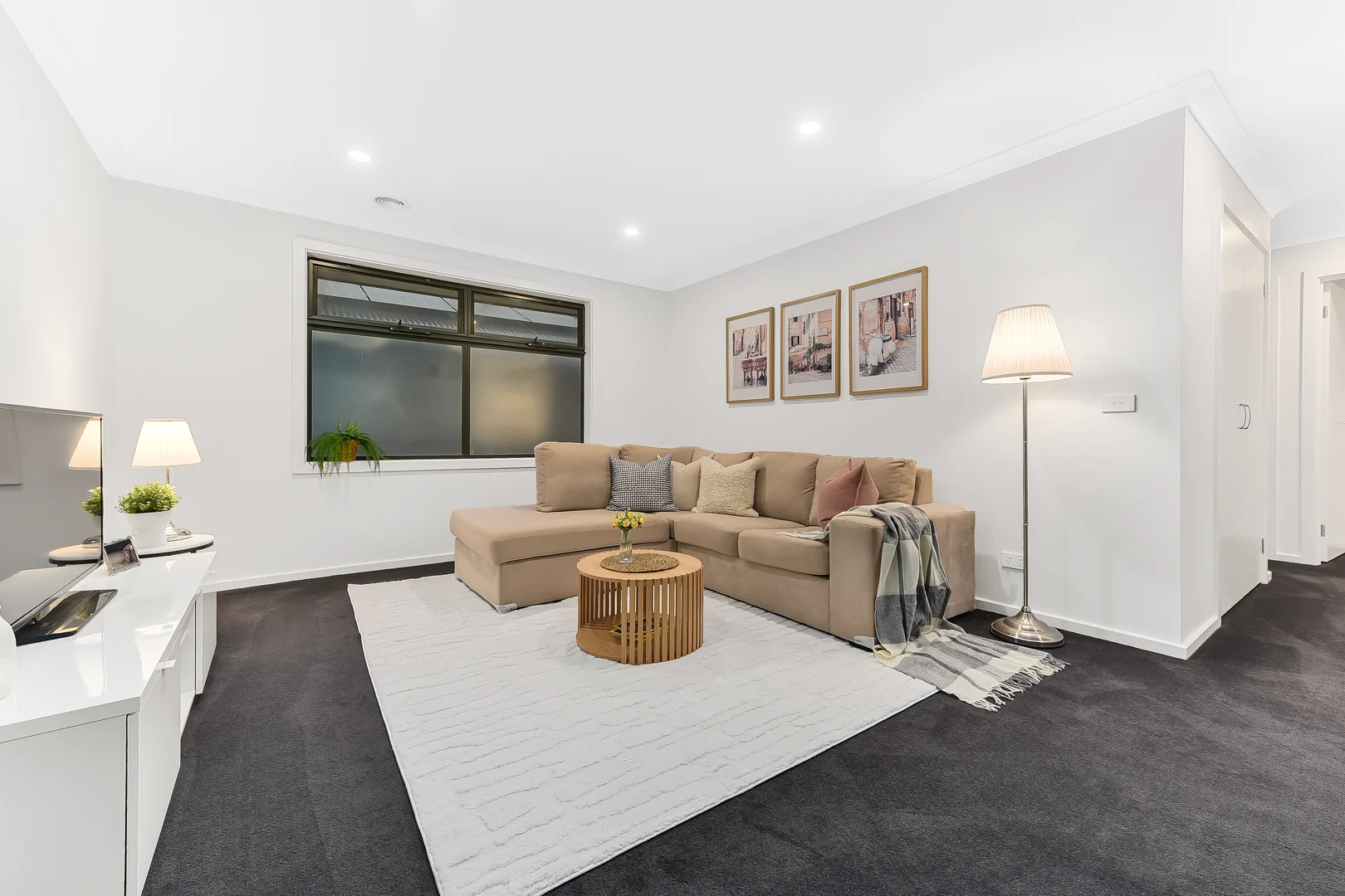 Additional image 5 of 33 Praiano Avenue, Berwick VIC 3806