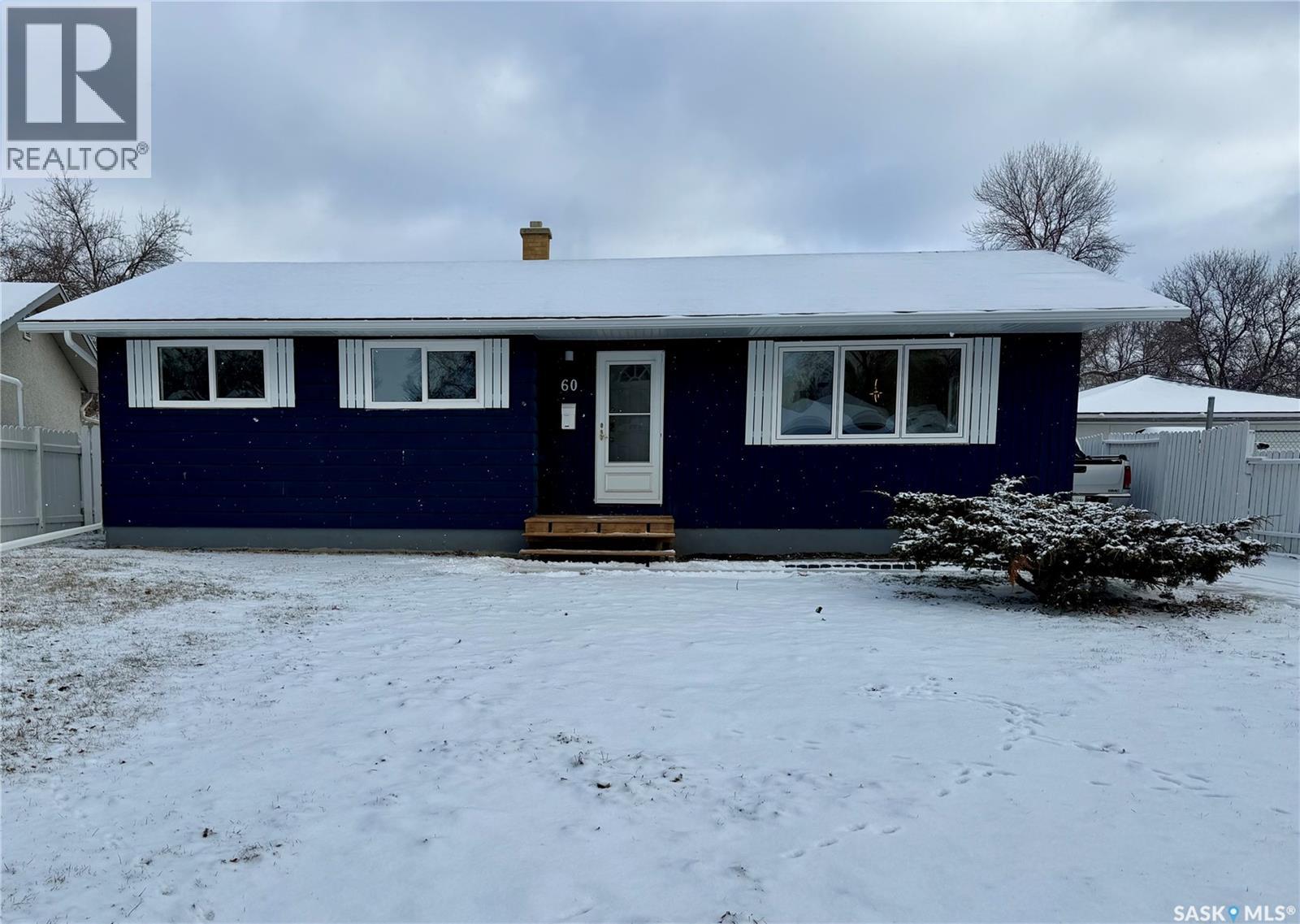 60 RITCHIE CRESCENT