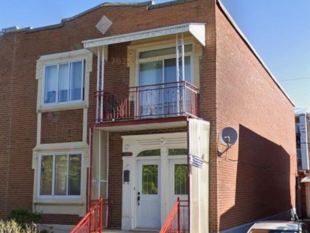 7807 Av. Wiseman