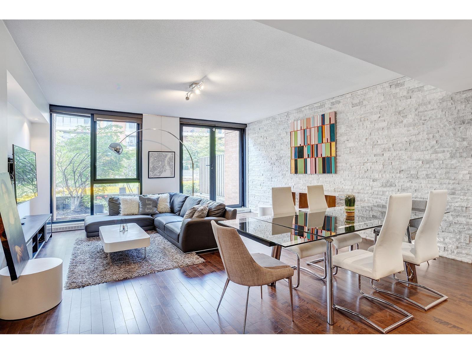 355 Rue St-Hubert