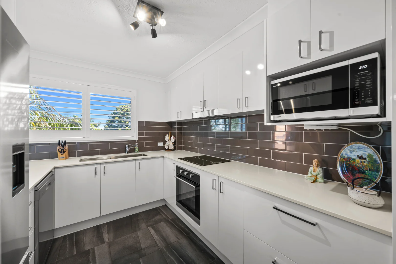 Additional image 4 of 8/268 Stanhill Drive, Chevron Island QLD 4217