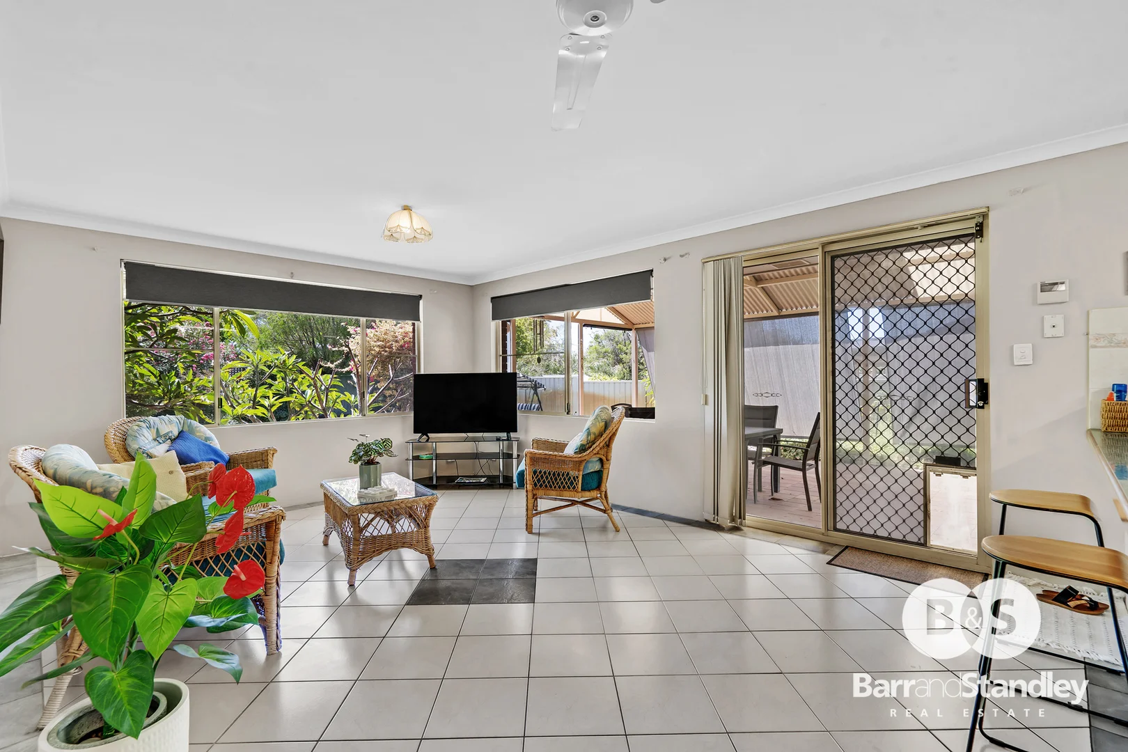 Additional image 8 of 319 Marine Terrace, Geographe WA 6280