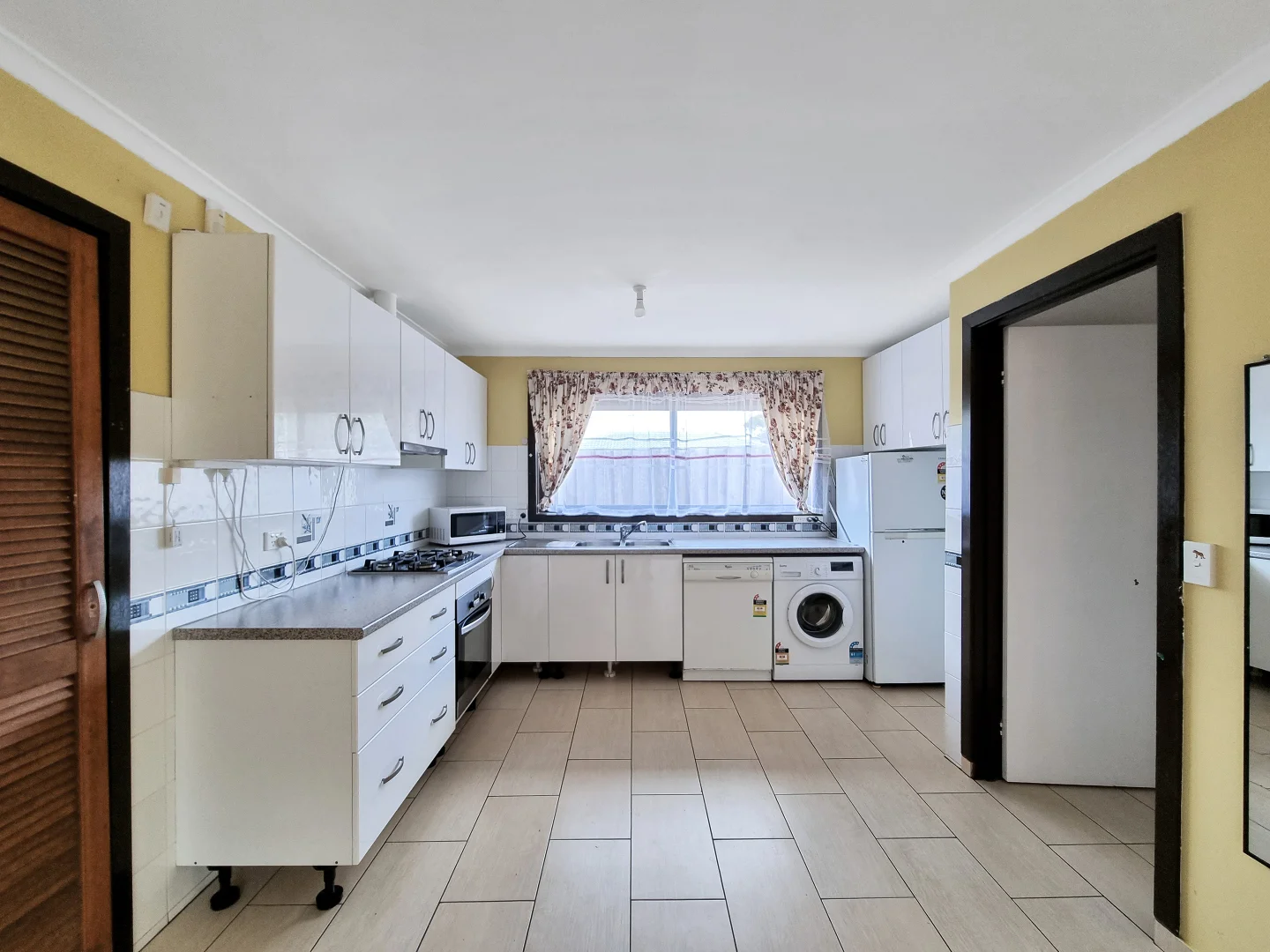 Additional image 5 of 24 Sanderling Street, Werribee VIC 3030