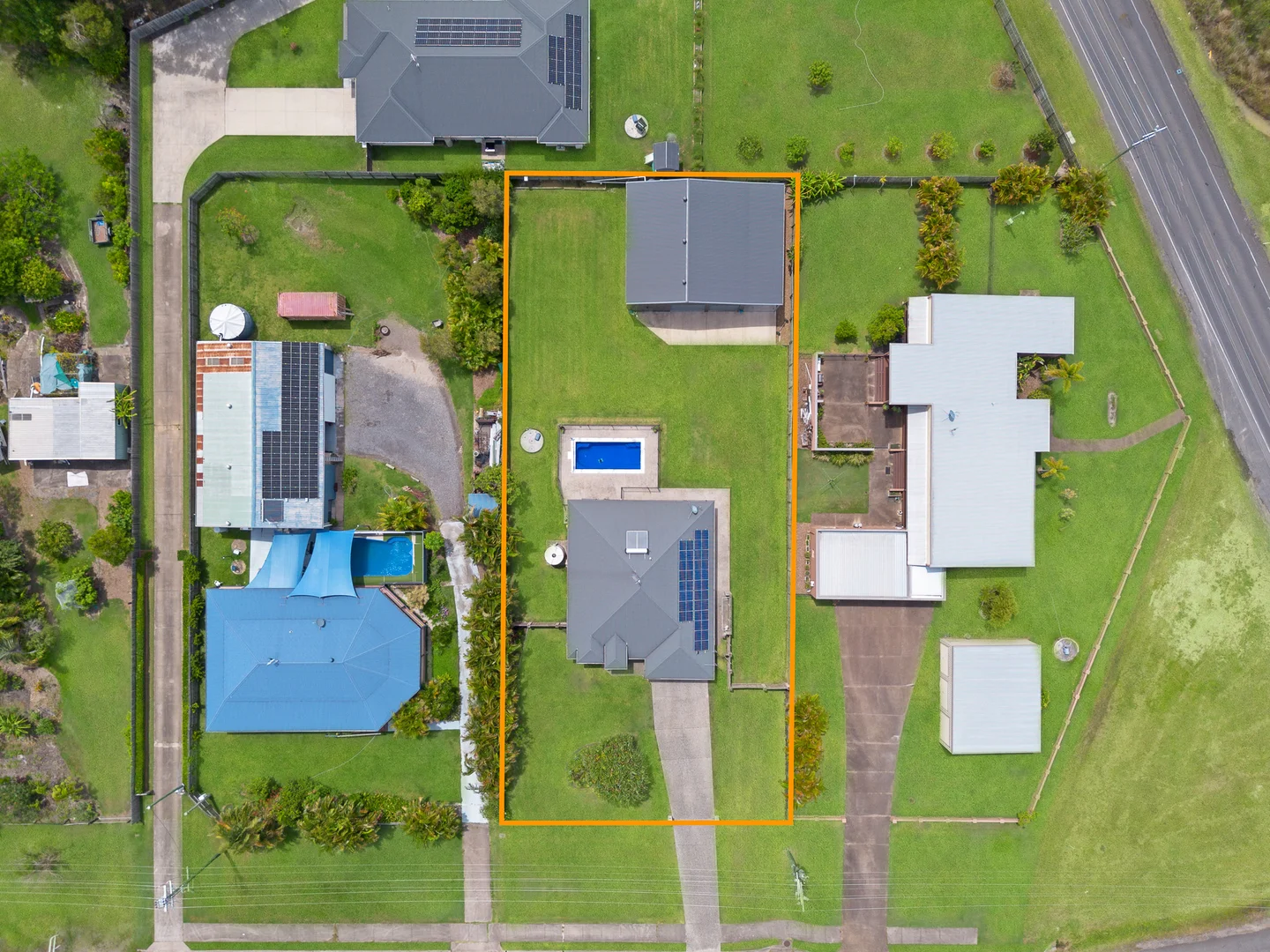 Additional image 4 of 2 Walkers Road, Urangan QLD 4655