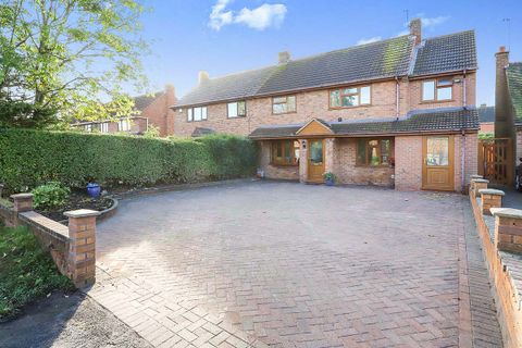 Joeys Lane, Codsall, Wolverhampton, Staffordshire WV8
