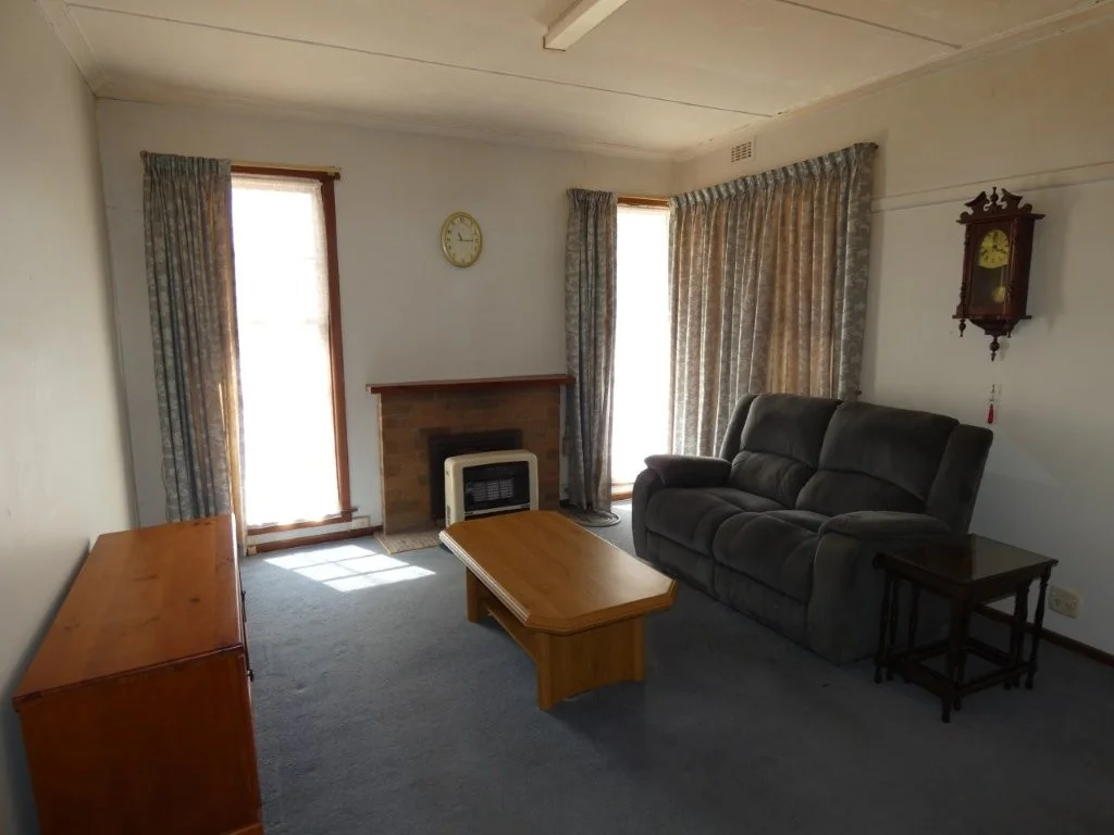 8 Clifford St, Warracknabeal VIC 3393 photo 5