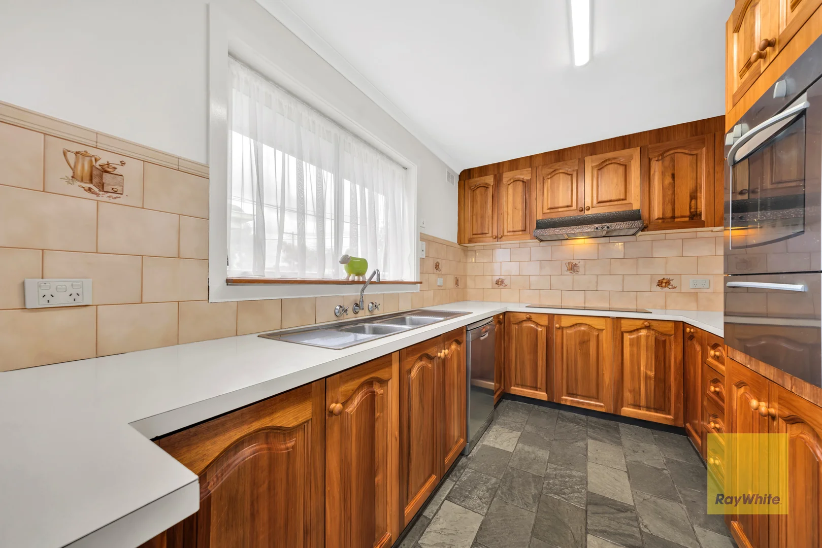 Additional image 5 of 26 Leighton Crescent, Deer Park VIC 3023