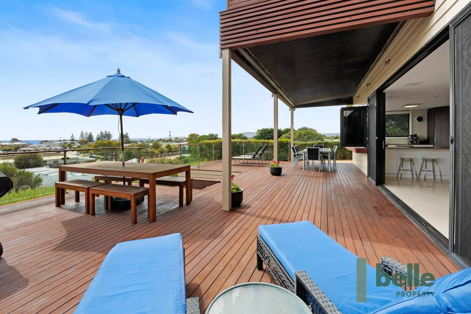 2 Sinclair Avenue, Rye VIC 3941
