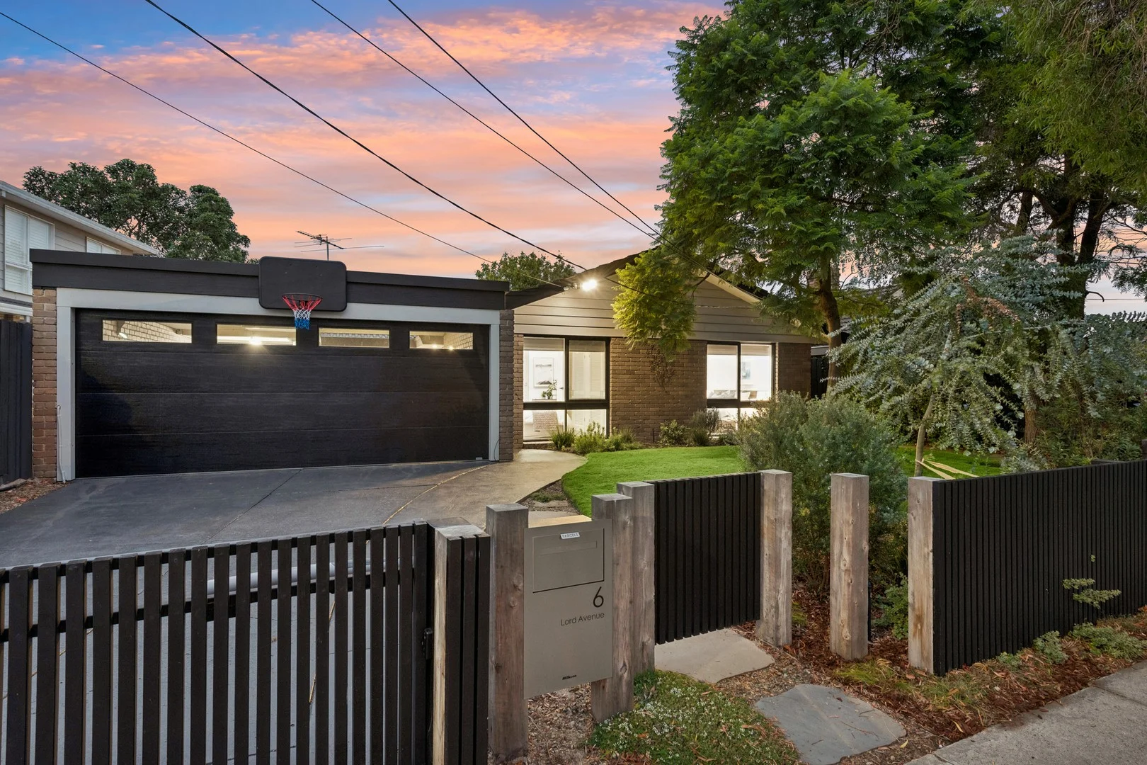 6 Lord Avenue, Dingley Village VIC 3172