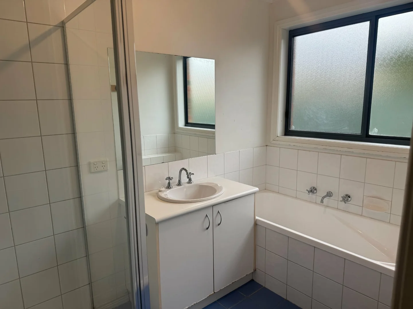 Additional image 12 of 28 Roberts Crt, Echuca VIC 3564