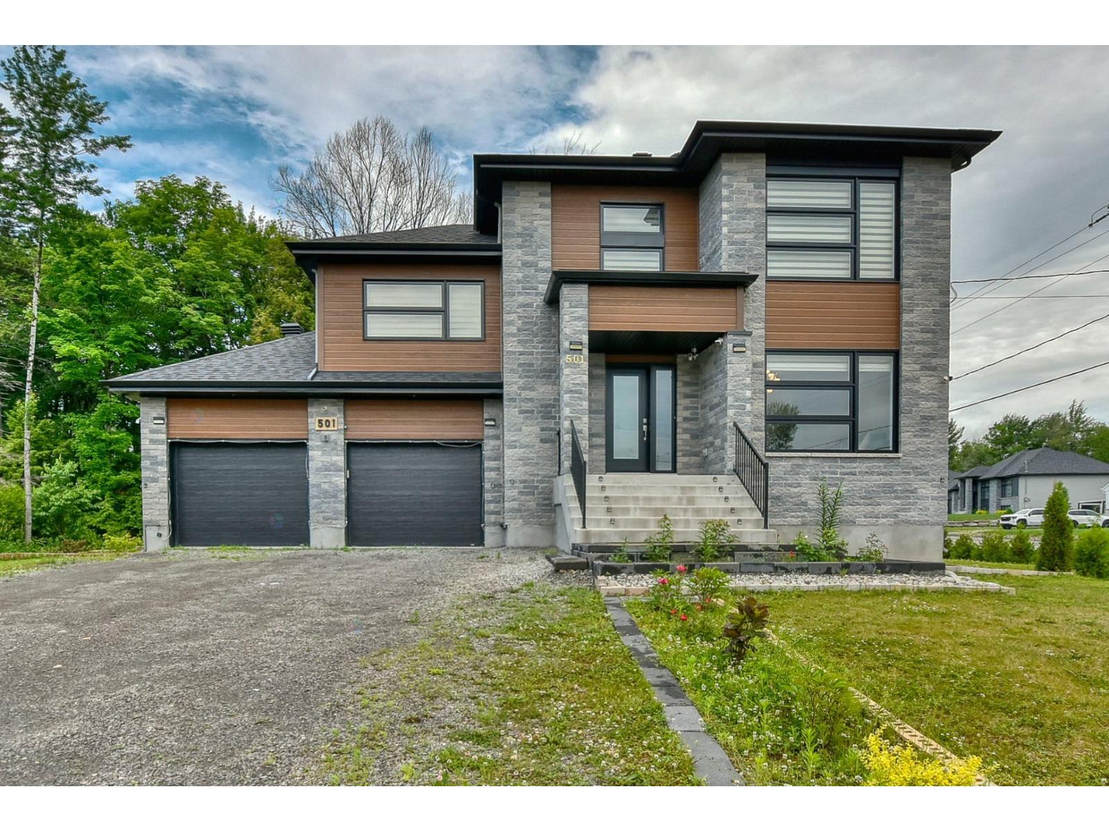 501 Rue Adèle-Berthelot
