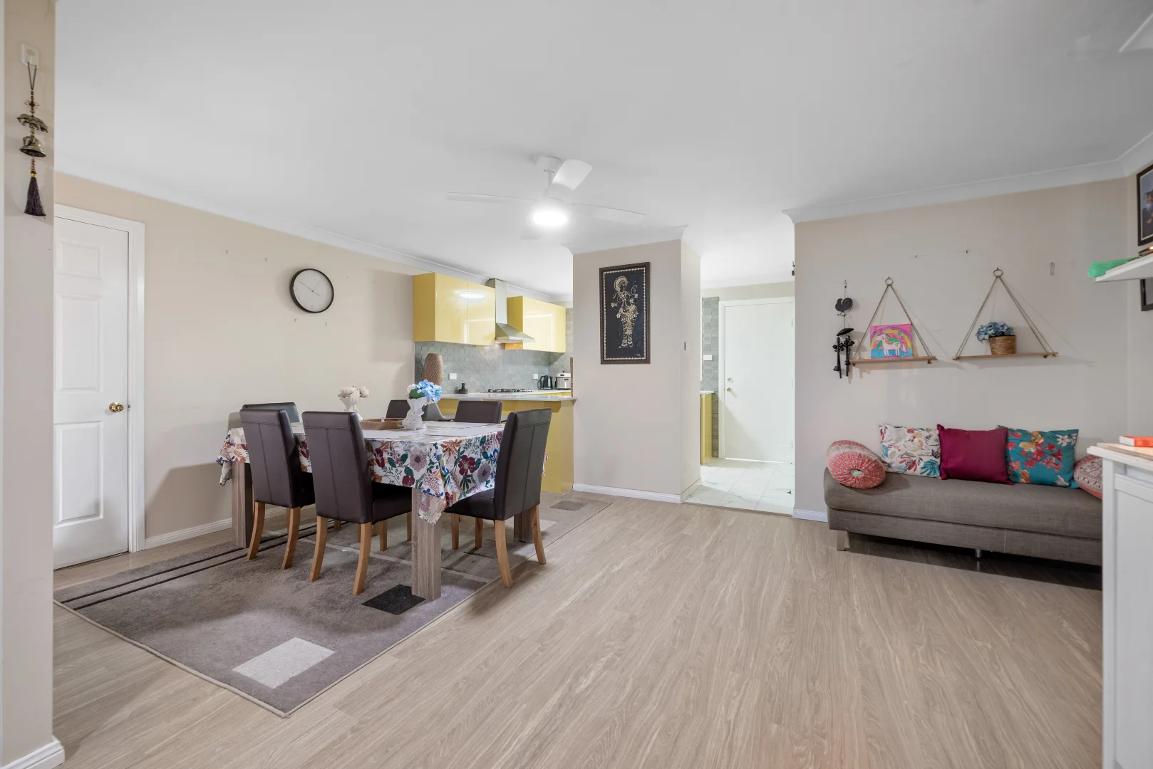 3/8 Sherack Place, Minto NSW 2566 photo 5