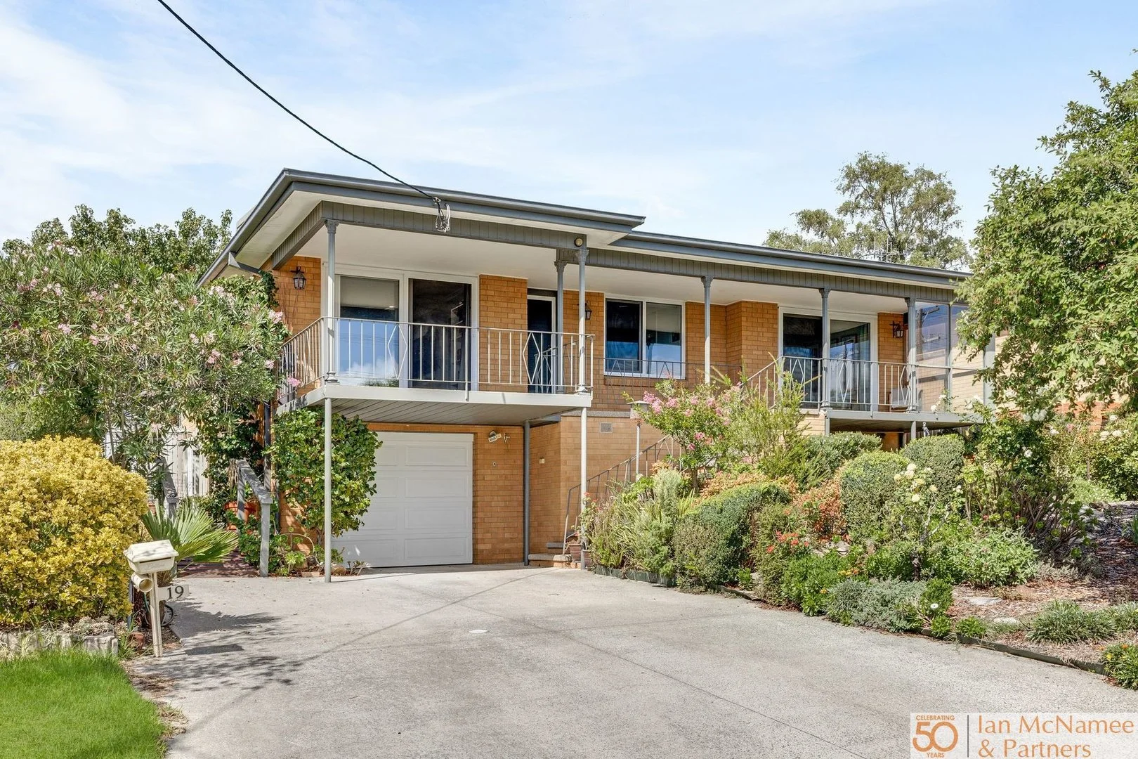 19 Bendora Avenue, Queanbeyan NSW 2620