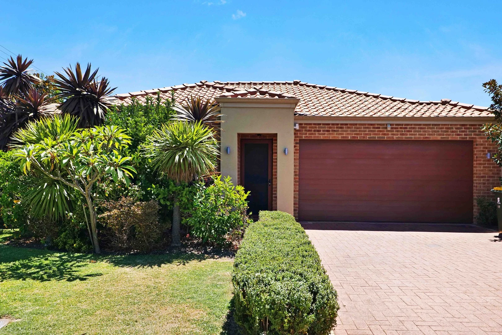 11 Lowther Terrace, Nollamara WA 6061