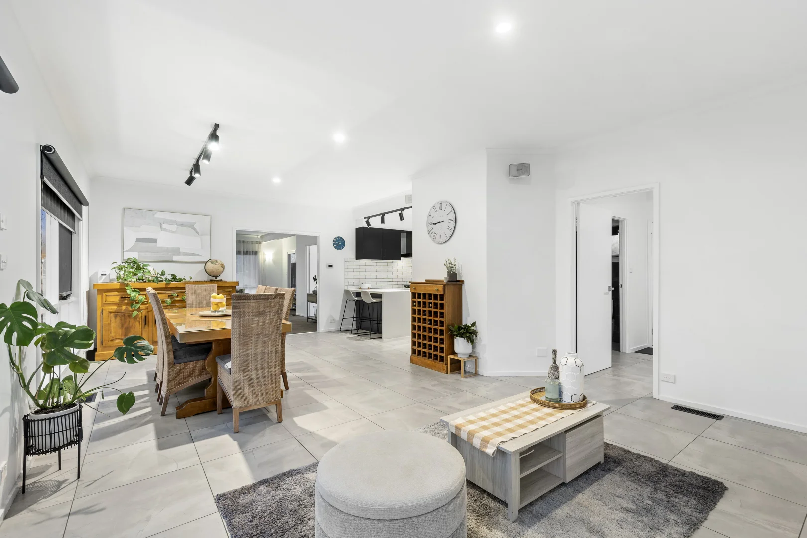 11 Pickett Crescent, Belmont VIC 3216 photo 3