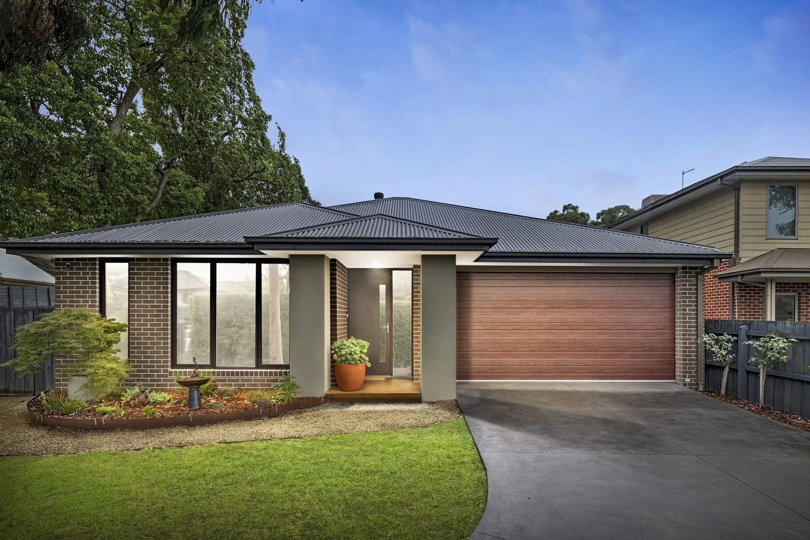 33 Hull Road, Croydon VIC 3136