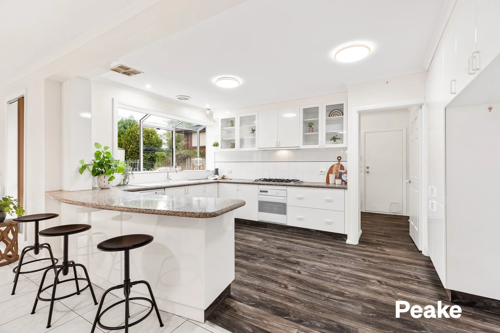 28 Edrington Park Drive, Berwick VIC 3806