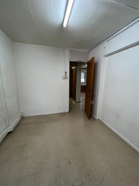 Additional image 5 of 743 Yishun Avenue 5
