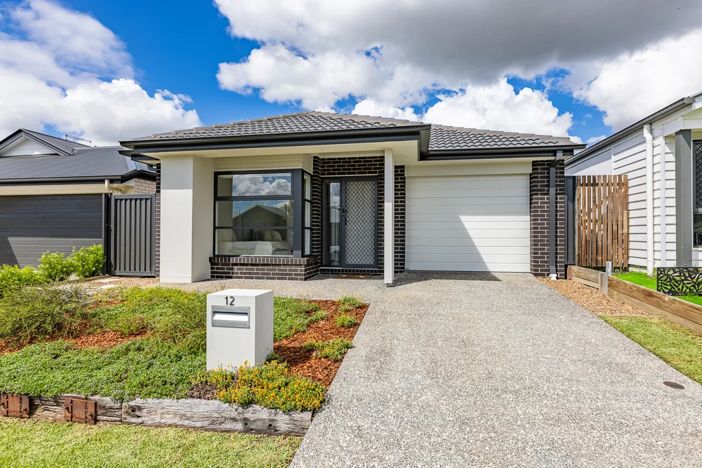 12 Sunset Street, Morayfield QLD 4506