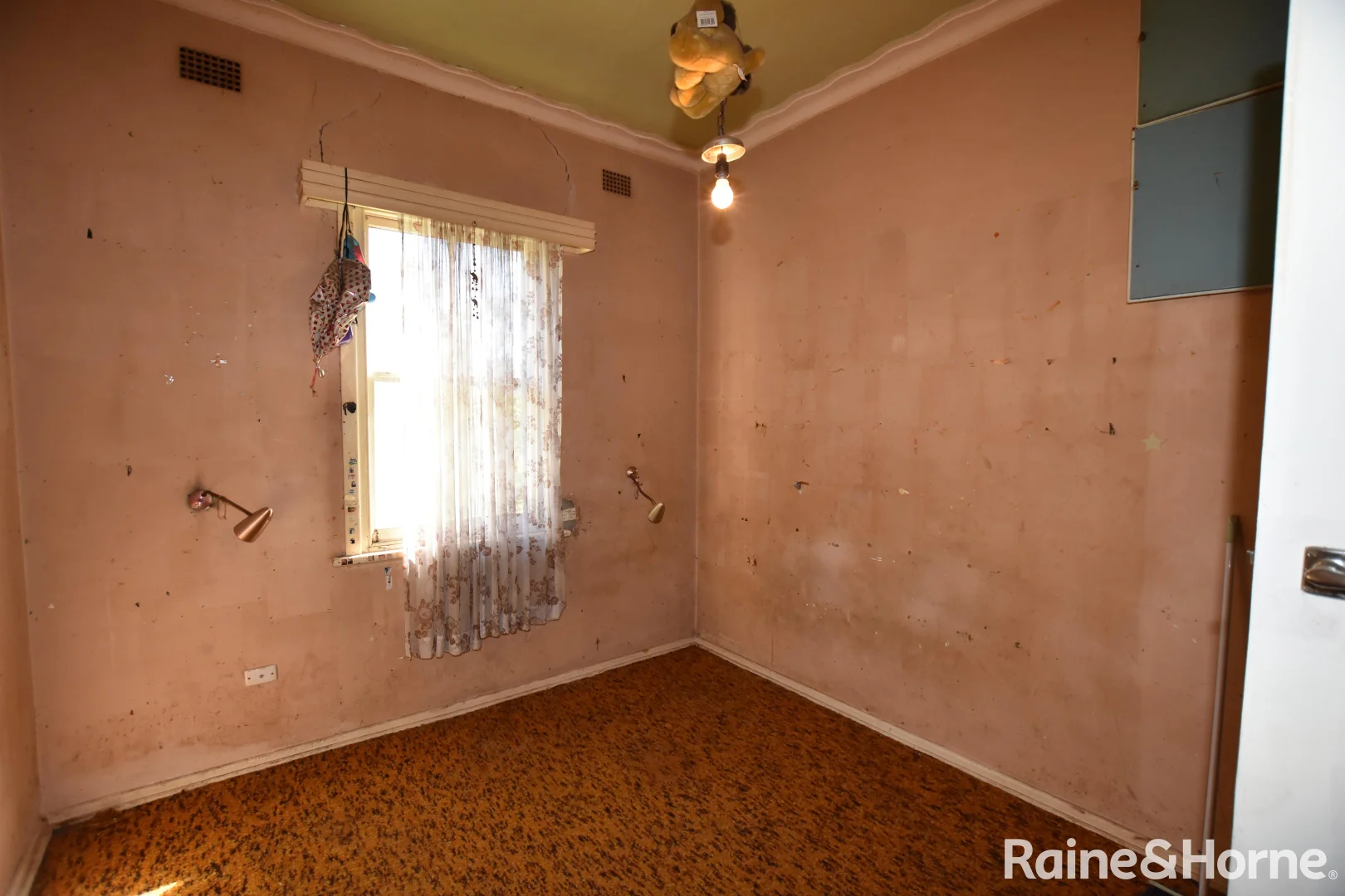 Additional image 11 of 85 Autumn Street, Orange NSW 2800