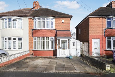 Hilton Road, Lanesfield, Wolverhampton WV4