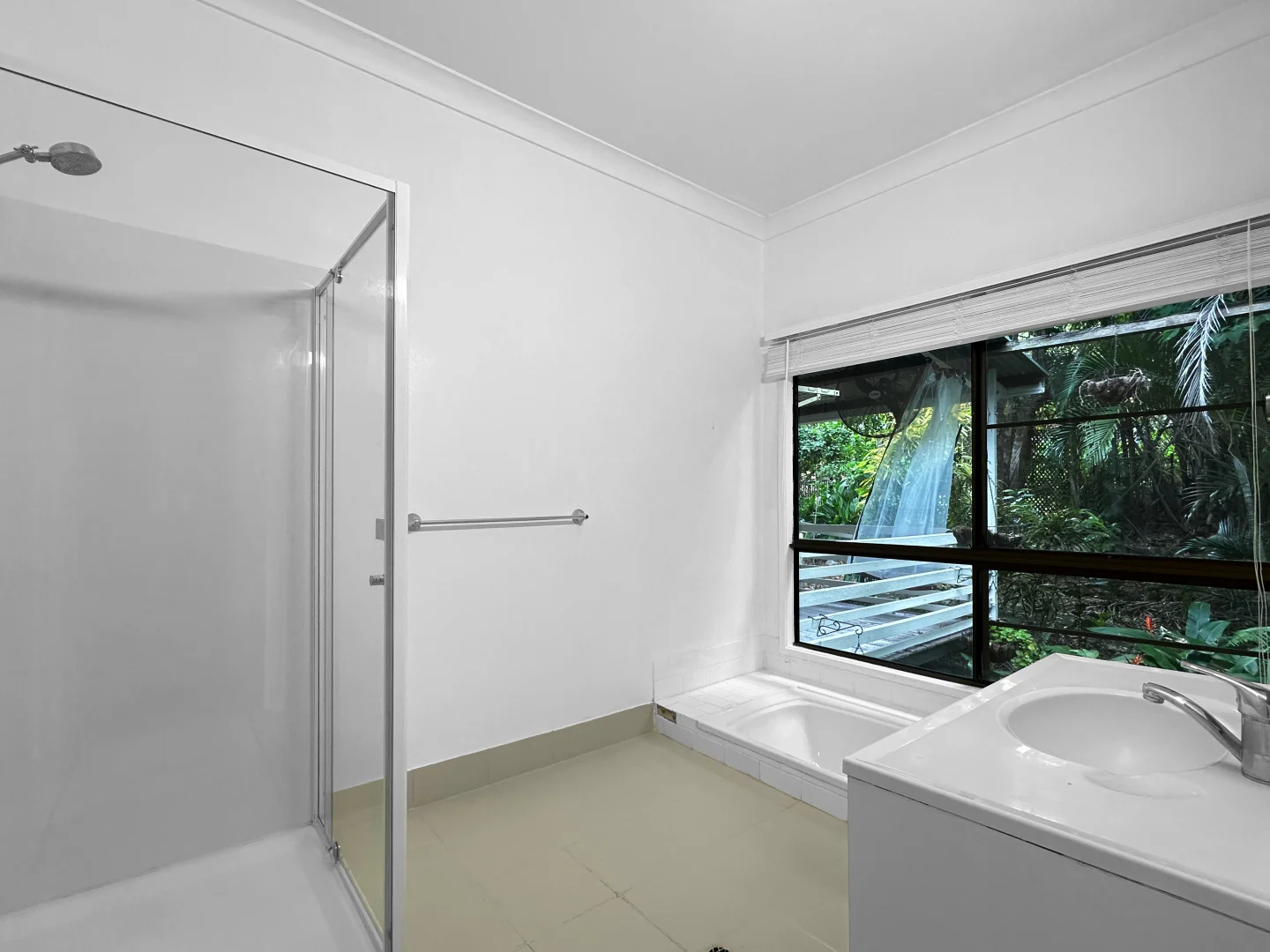 Additional image 21 of 39 Hayles Avenue, Arcadia QLD 4819