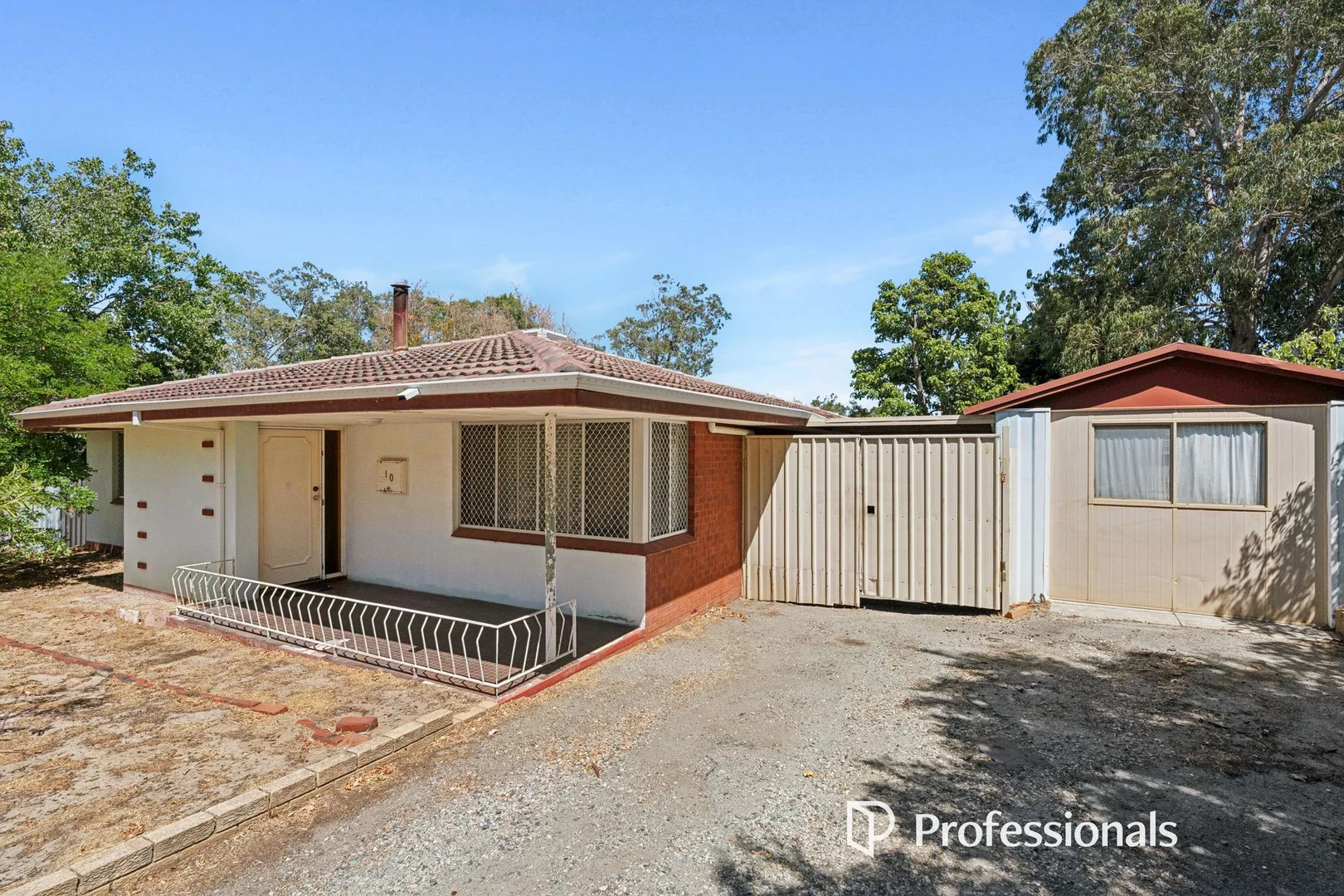 Additional image 2 of 10 Glen Road, Lesmurdie WA 6076