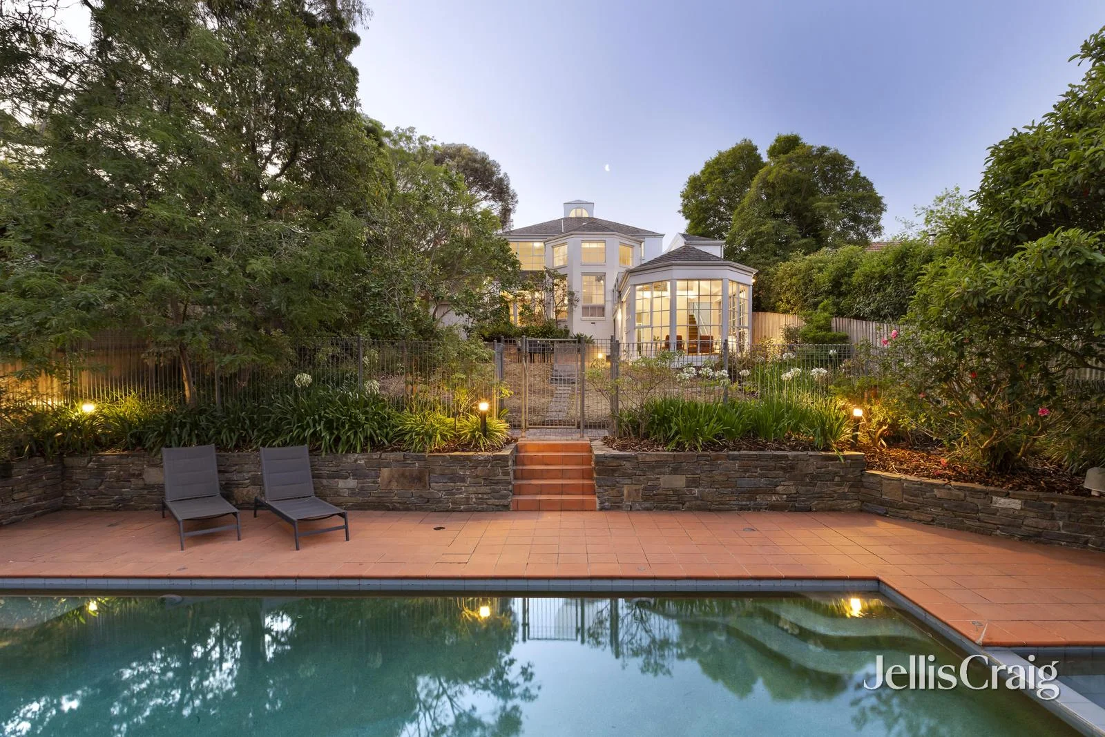 5 Riverside Road, Ivanhoe VIC 3079
