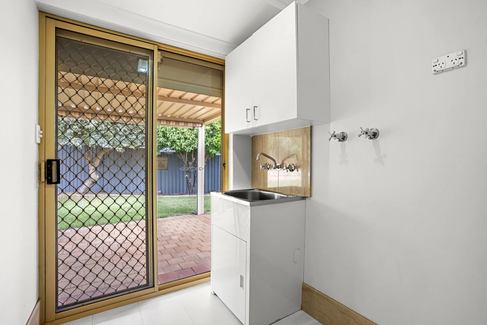 Additional image 17 of 16 Brignell Gardens, Parmelia WA 6167