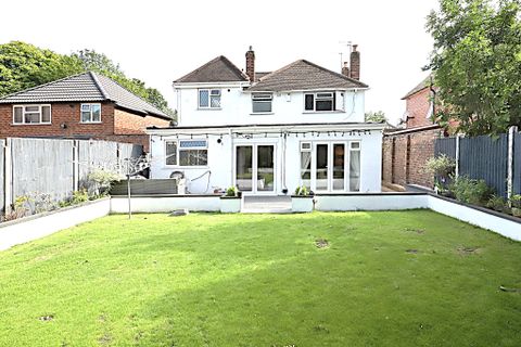 Rosemary Crescent, Goldthorn Park, Wolverhampton WV4