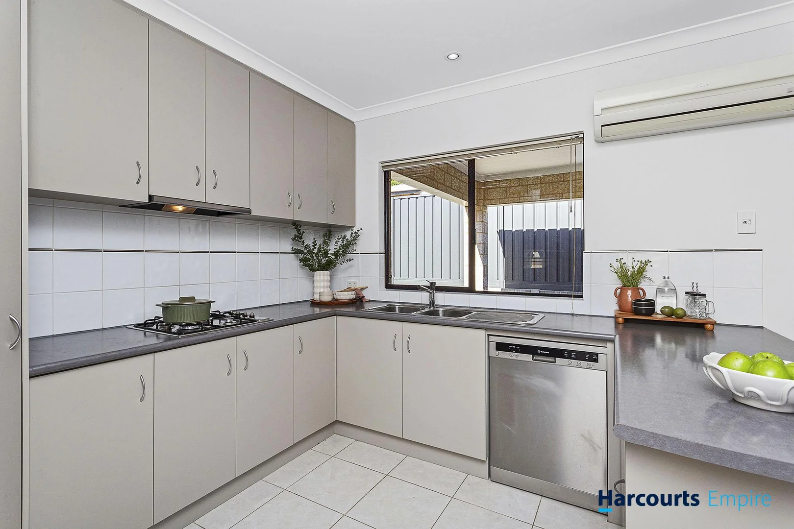 Additional image 16 of 54B Ewen Street, Scarborough WA 6019
