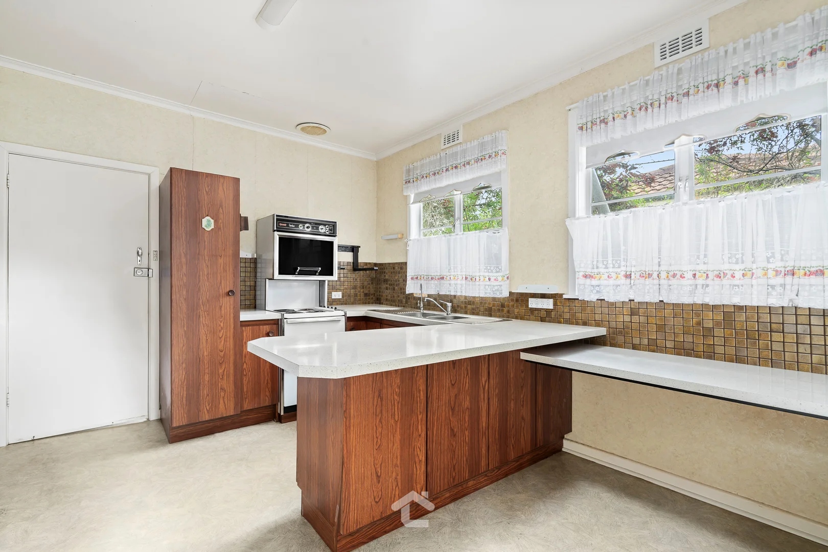 Additional image 3 of 2 Hone Avenue, Blackburn South VIC 3130