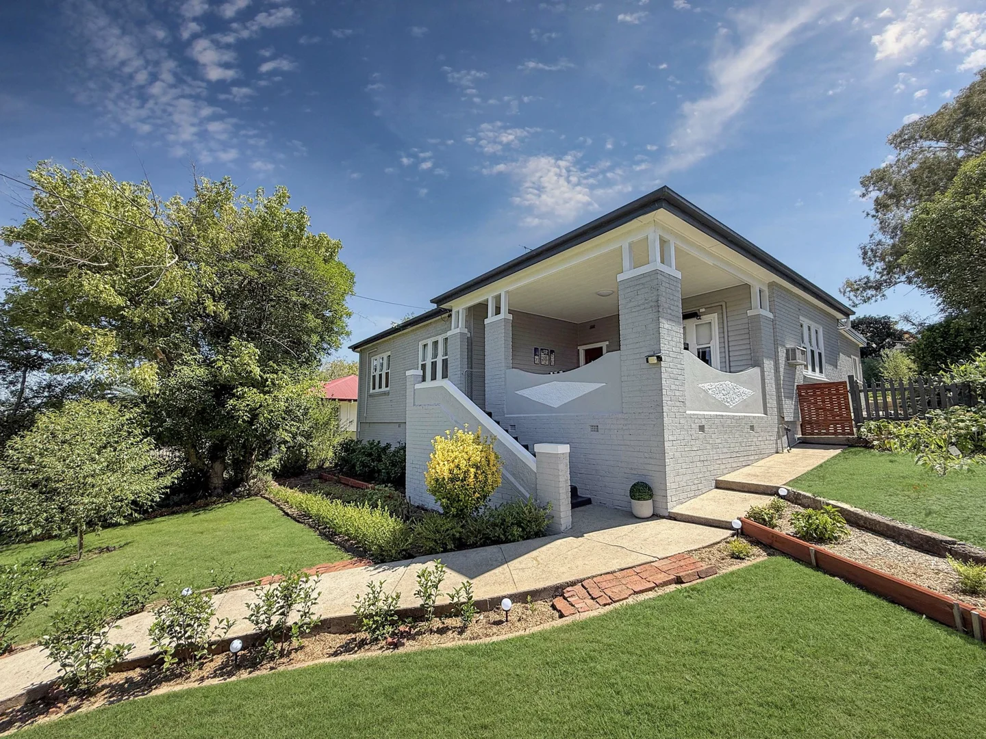 Additional image 2 of 19 Whiteman Avenue, Young NSW 2594
