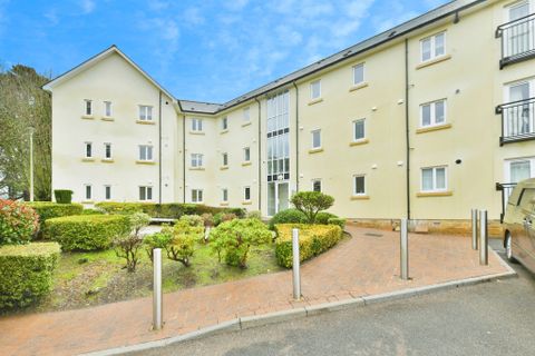 Frobisher Approach, Plymouth PL5