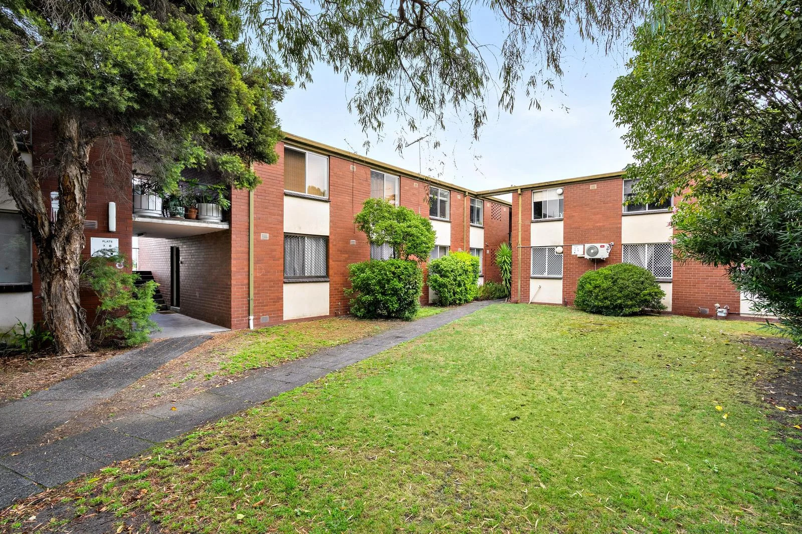 6/696 Plenty Road, Reservoir VIC 3073