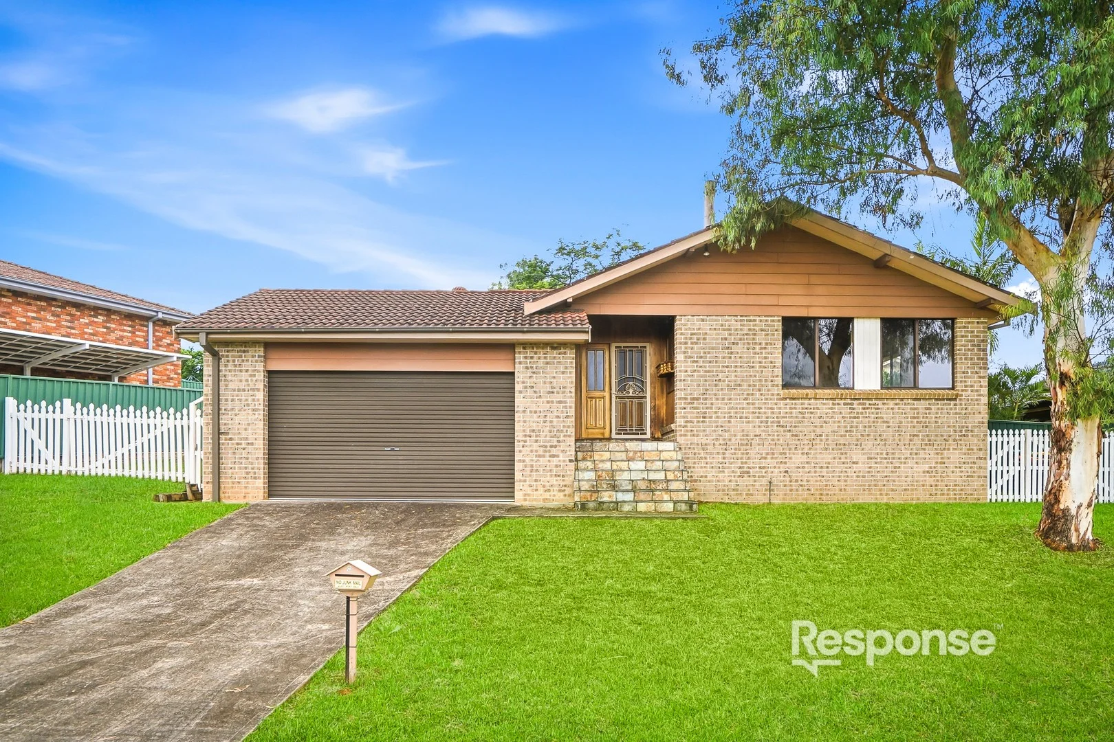 8 Barry Coe Place, Cranebrook NSW 2749
