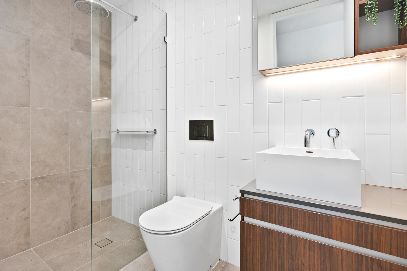 Additional image 6 of 705/51 Thistlethwaite Street, South Melbourne VIC 3205