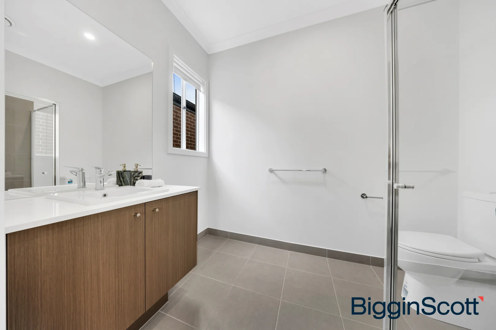 21 Hairpin Drive, Tarneit VIC 3029 photo 4