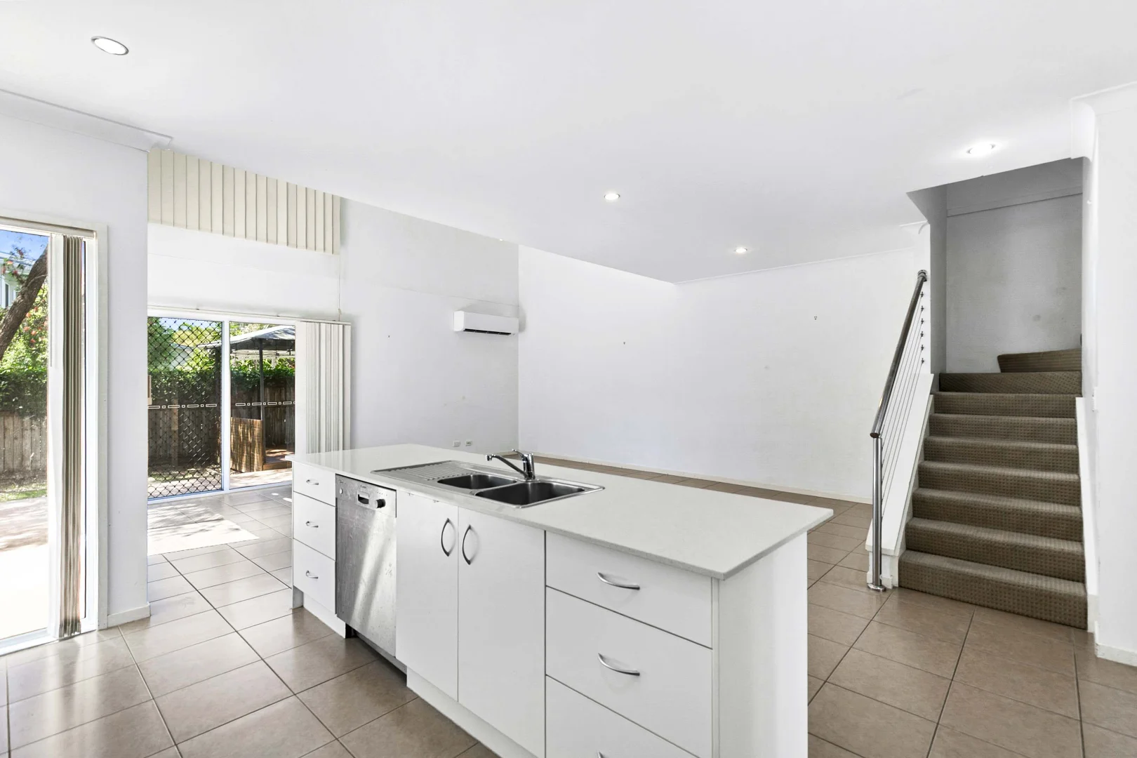 Additional image 7 of 32/71 Elizabeth Street, Urangan QLD 4655