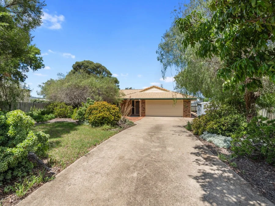1 Belclaire Drive, Westbrook QLD 4350