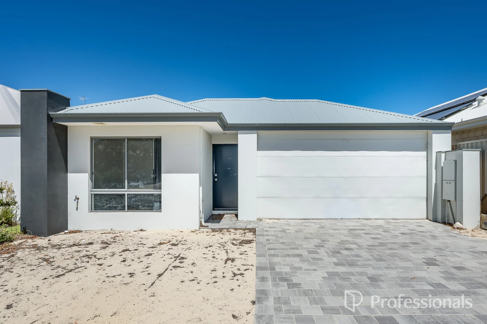 87 Barrelman Circuit, Alkimos WA 6038 photo 2