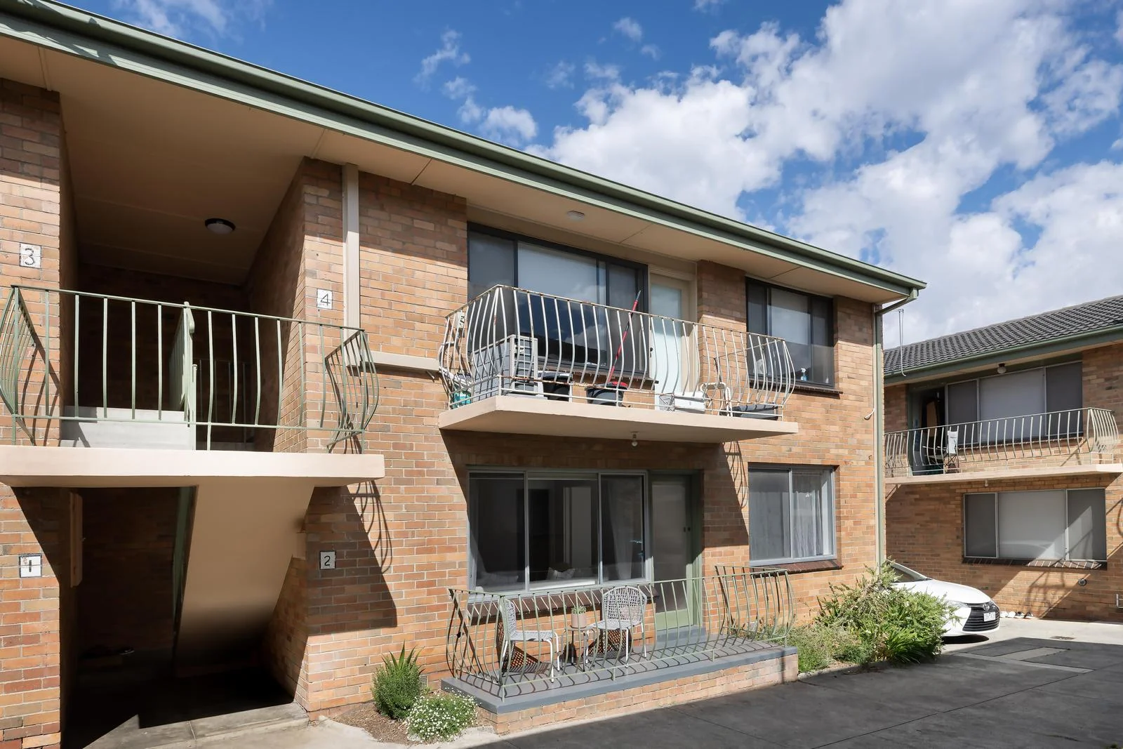 2/833 High Street, Reservoir VIC 3073