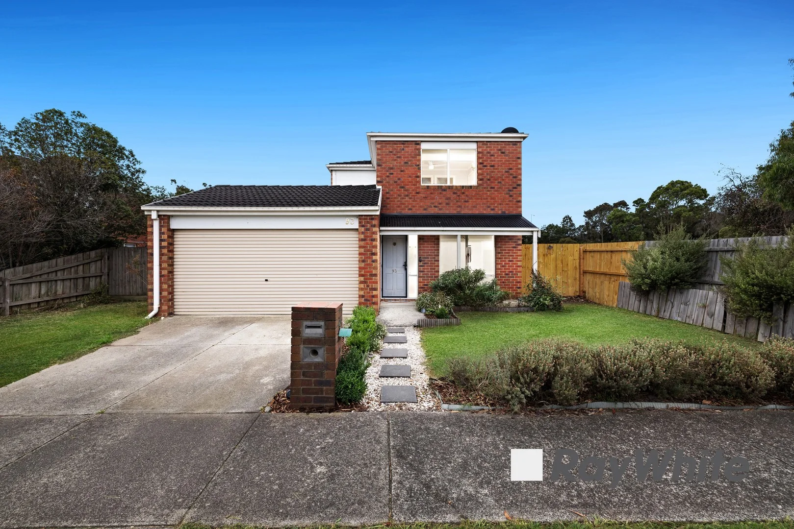 93 Sweeney Drive, Narre Warren VIC 3805