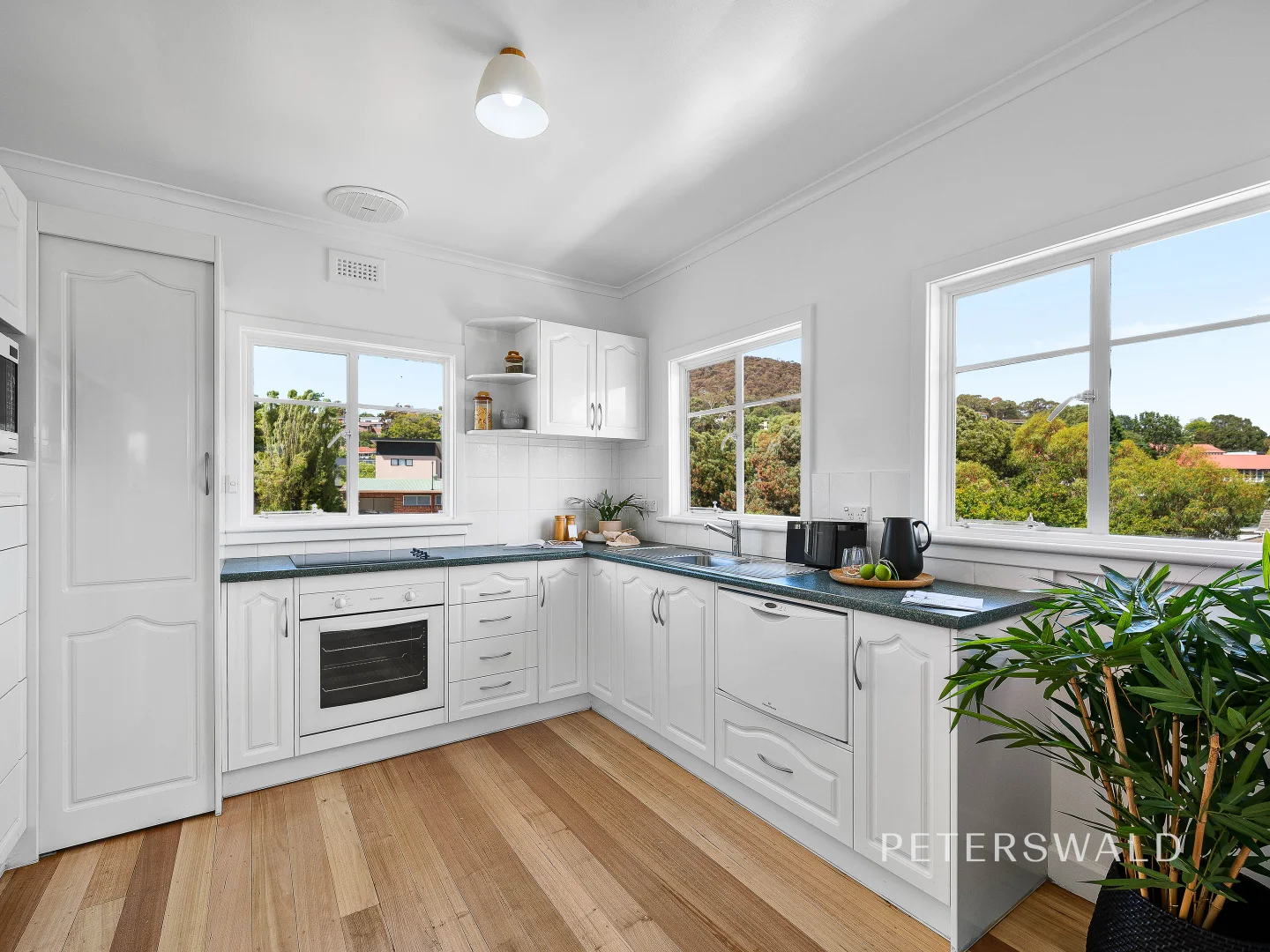 Additional image 10 of 5 Loatta Road, Lindisfarne TAS 7015