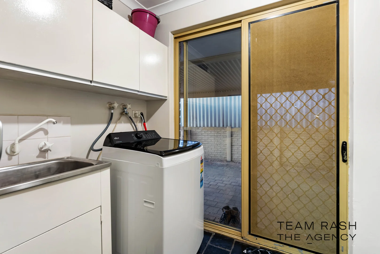 Additional image 22 of 41 Skottowe Parkway, Parmelia WA 6167